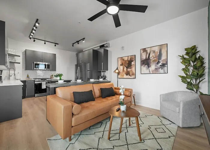 Pfr - Highland, 3br 2ba Shadyside Condo, Penthouse Unit, 2 Decks, Off-street Parking, 4th Floor Walkup Apartment *