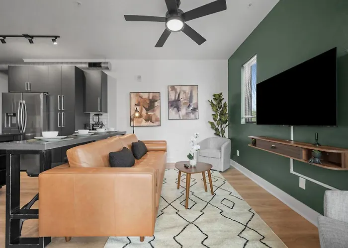Pfr - Highland, 3br 2ba Shadyside Condo, Penthouse Unit, 2 Decks, Off-street Parking, 4th Floor Walkup Apartment